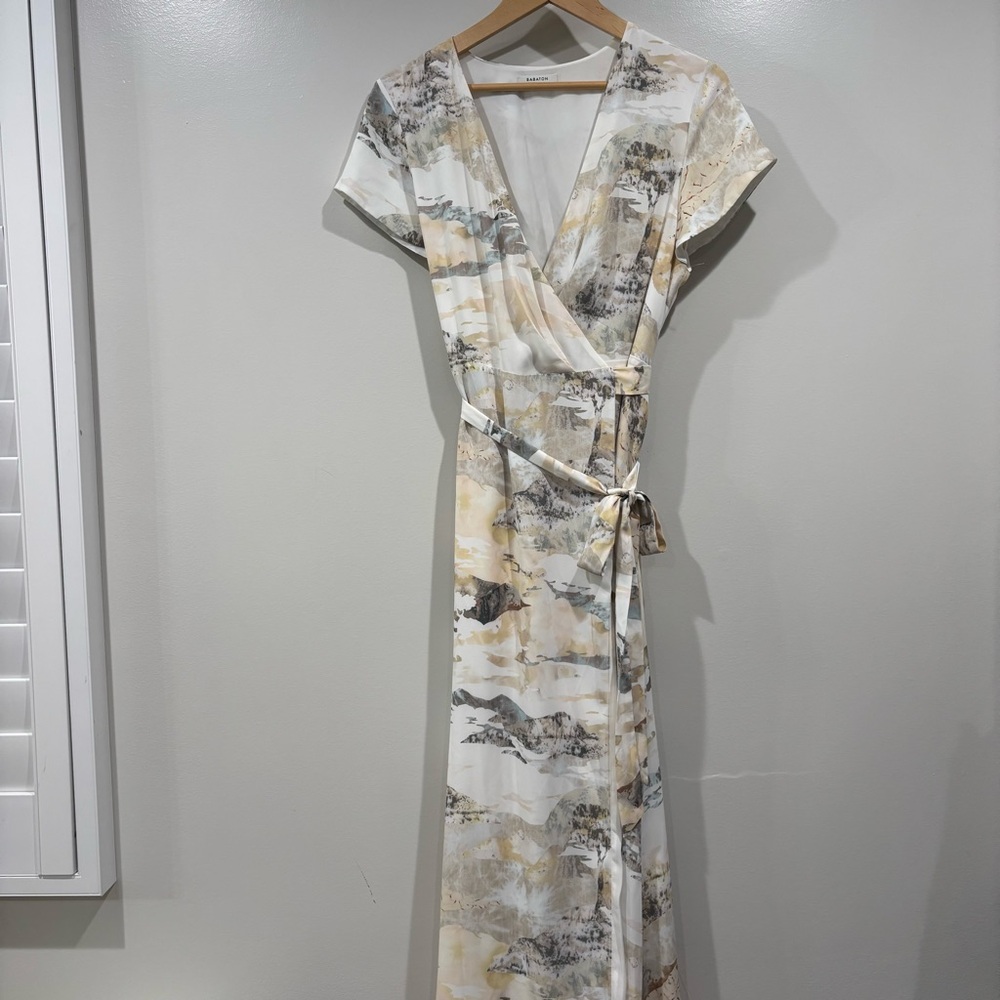 Aritzia Babaton Slit Wrap Dress in Espace/Neutral Sand Size L - Picture 10 of 13